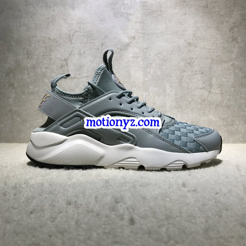 Nike Air Huarache Light Blue